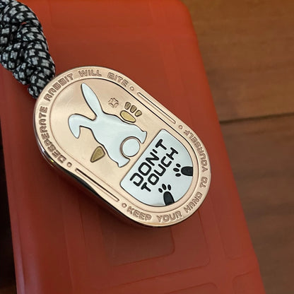 FINEDC Grumpy Rabbit Slider gold